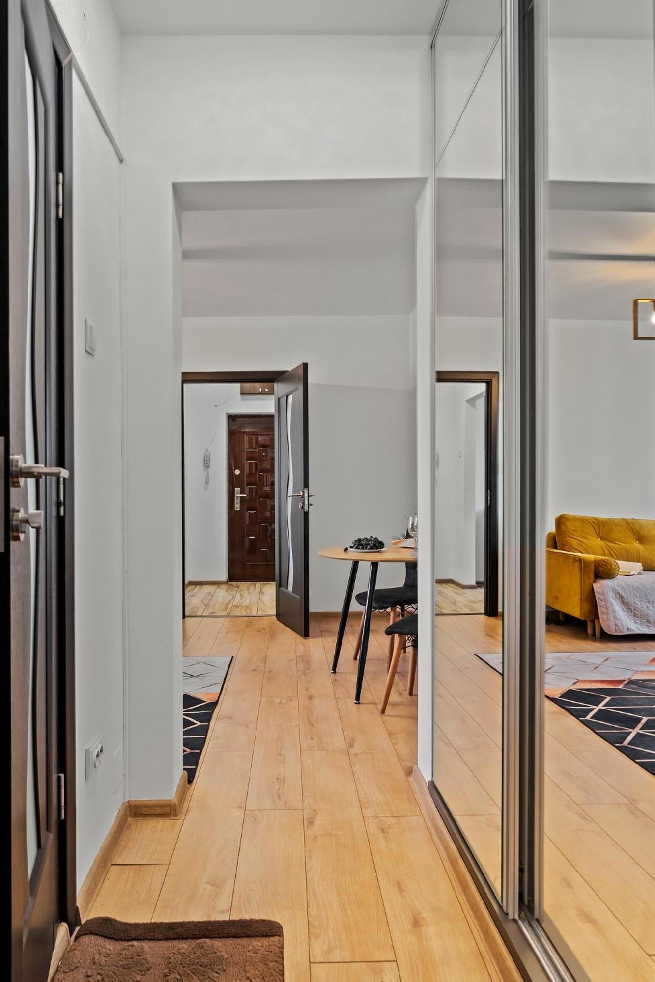 Apartament De Lux Drumul Taberei Bucureşti Ngoại thất bức ảnh