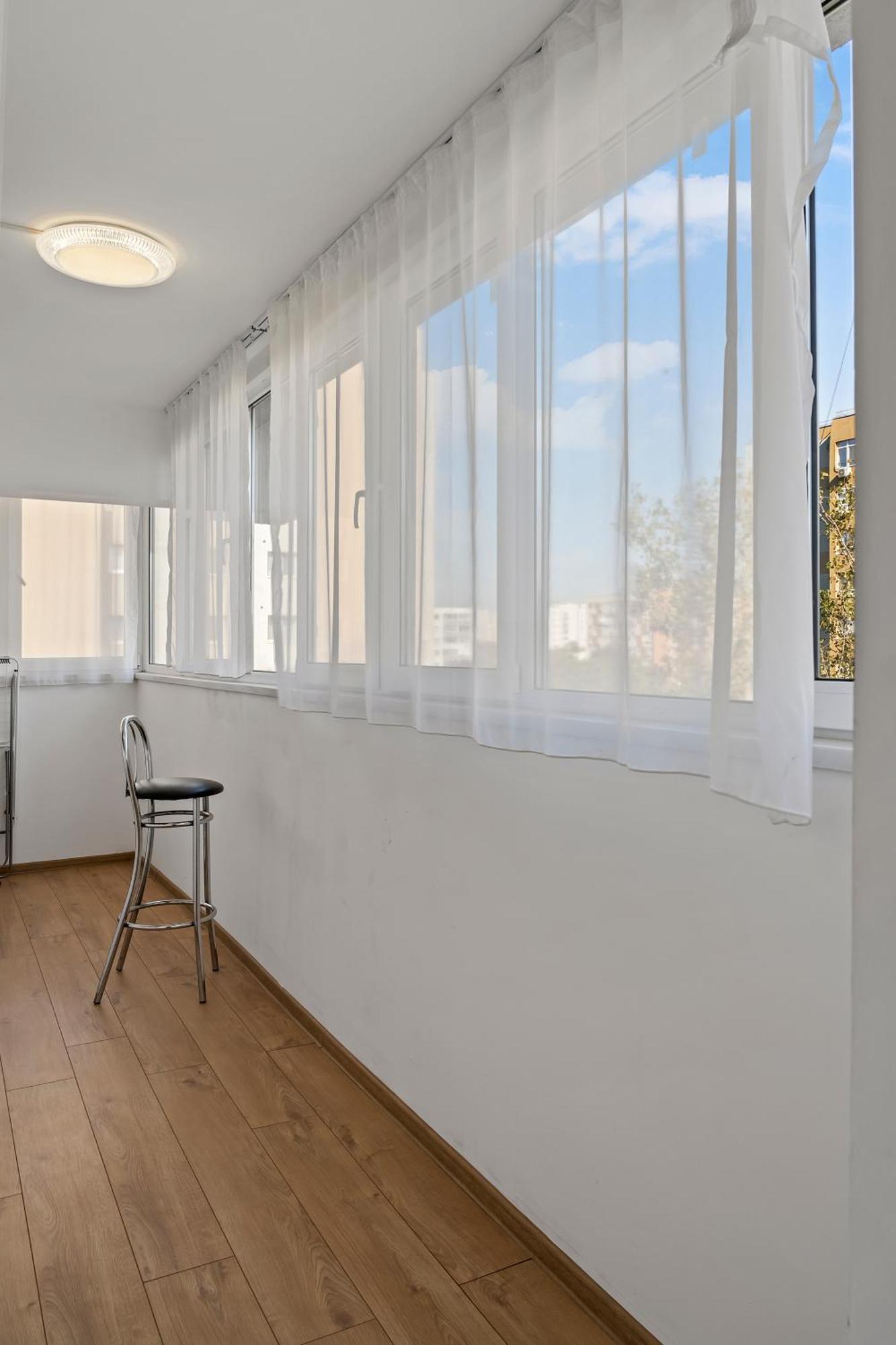 Apartament De Lux Drumul Taberei Bucureşti Ngoại thất bức ảnh